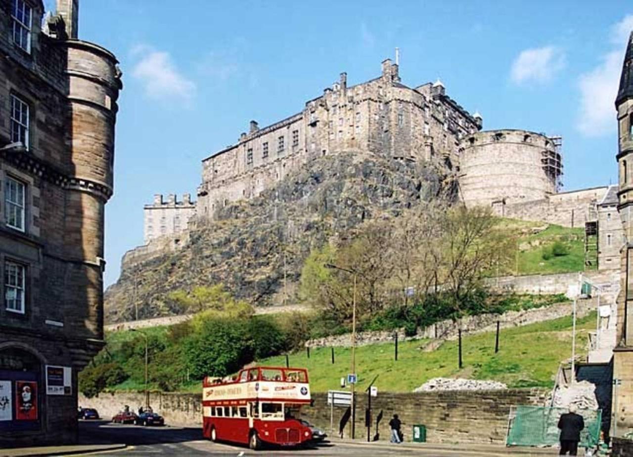 Joivy Unique Old Town Stay Under Edinburgh Castle Kültér fotó